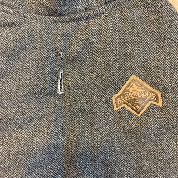 Cozy Charcoal Dog Jacket with Faux Fur Trim - Picture 5 of 12